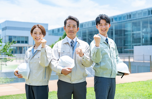 リフォーム業者3人