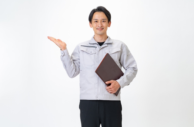 作業服の男性