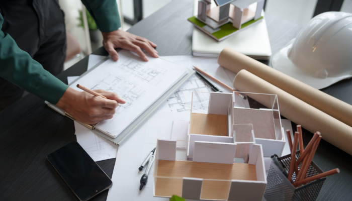 住宅の設計をしている建築家のイメージ画像